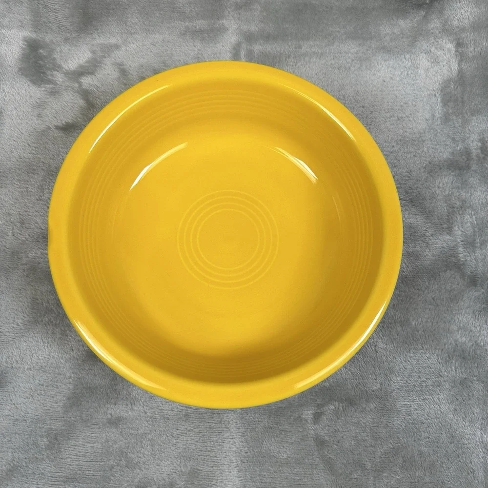 Fiesta Fiestaware Homer Laughlin Medium Cereal Bowl 19 oz Daffodil NWOT